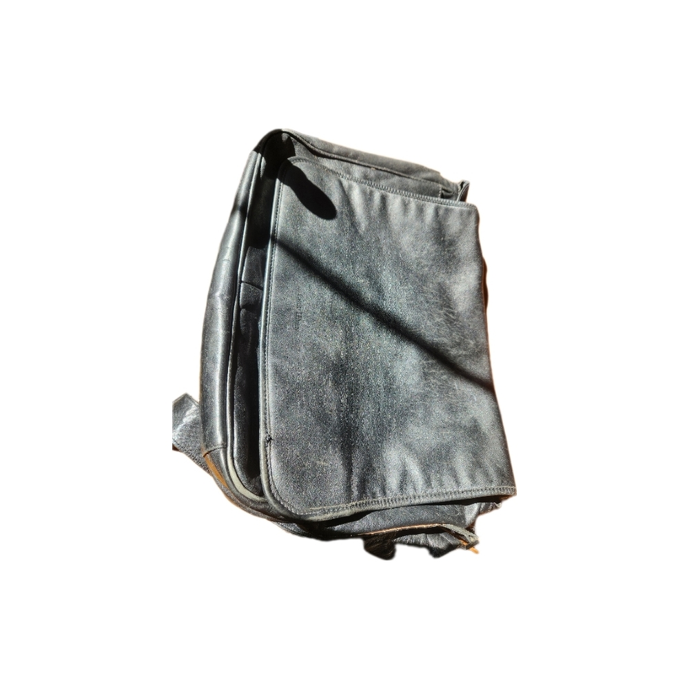 Cole Haan mens messenger bag